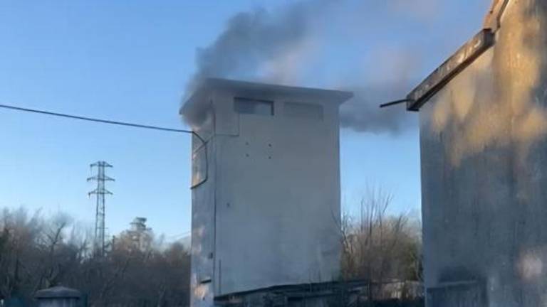 V Nabrežini zagorela električna centrala