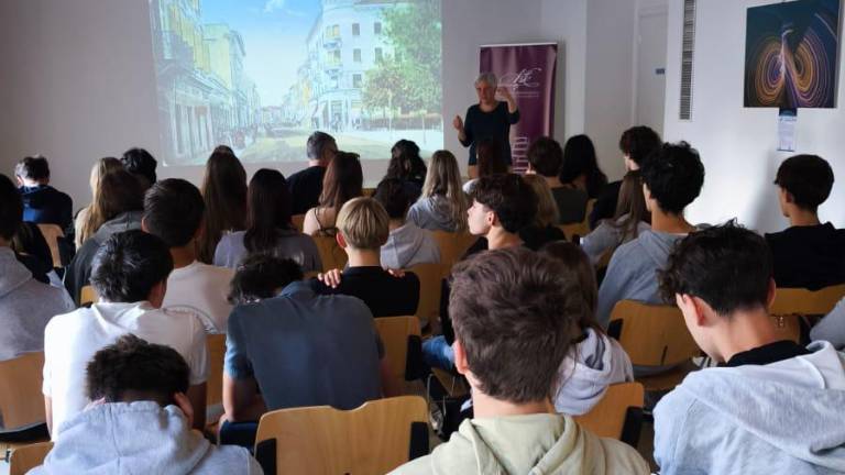 Mladi iz petih držav razmišljali o prihodnosti jezikovnih manjšin