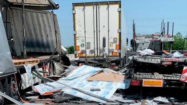 Na avtocesti A4 zastoji v smeri Trsta