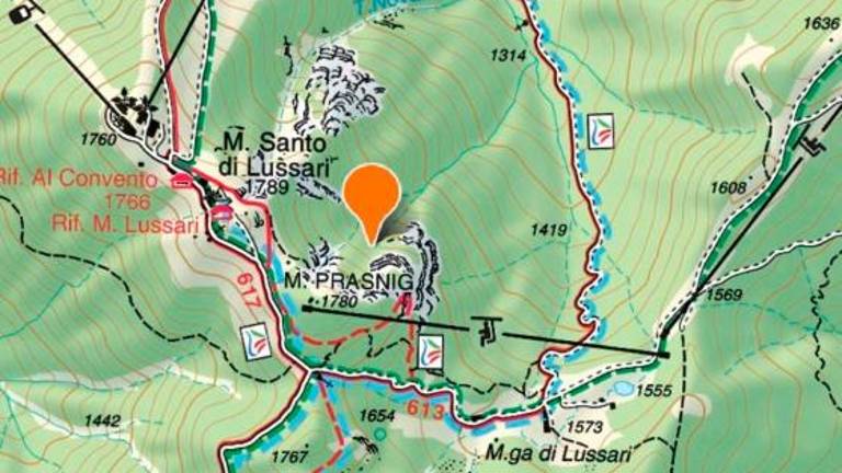 Na območju Višarij snežni plaz zasul eno osebo