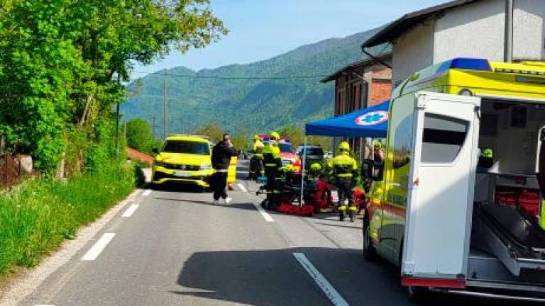 Na Kobariškem se je poškodoval 22-letni motorist iz Italije