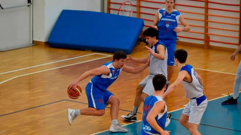 Zveza lahko bolj malo stori, da prepreči stave