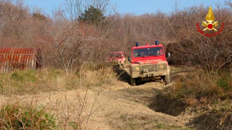 Vadili so vožnjo v ekstremni situaciji (VIDEO)