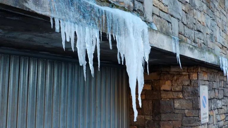 Silvestrska noč s temperaturami pod lediščem