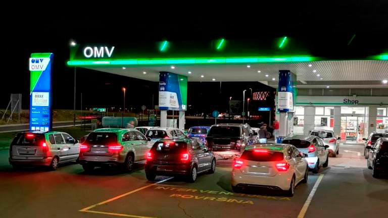 Opolnoči v Sloveniji podražitev bencina in dizla