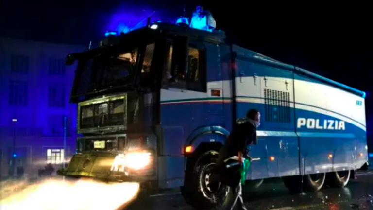 V Vidmu pred tekmo z Izraelom policisti kršili človekove pravice