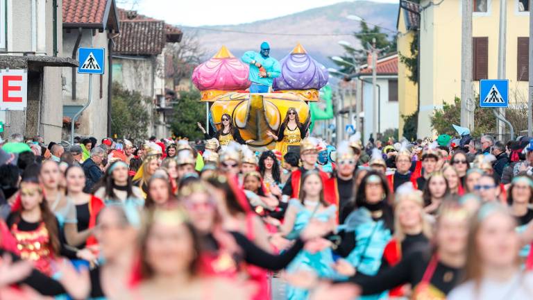 V Sovodnjah slavili brvinci in futuristične zveri