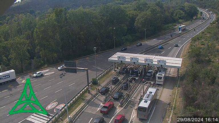 Avtocesta A4 v smeri Trsta zaradi nesreče zaprta pri San Donaju