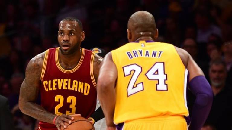 Lebron James signed by Lakers