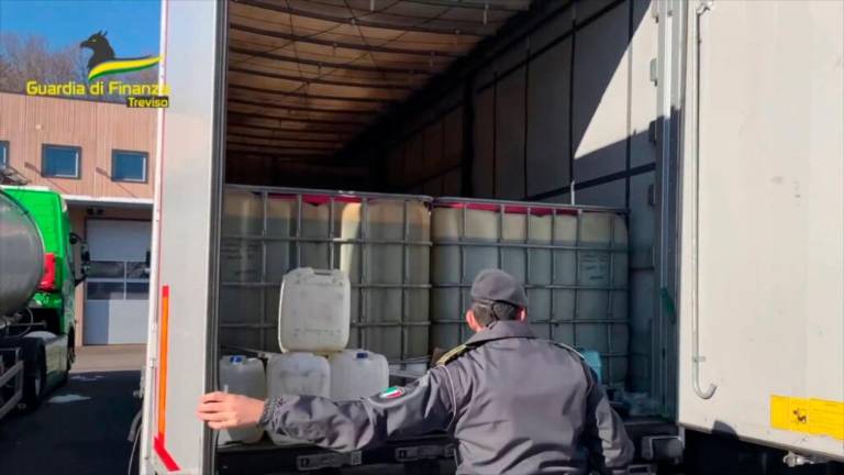 Zasegli 27.000 litrov dizelskega goriva
