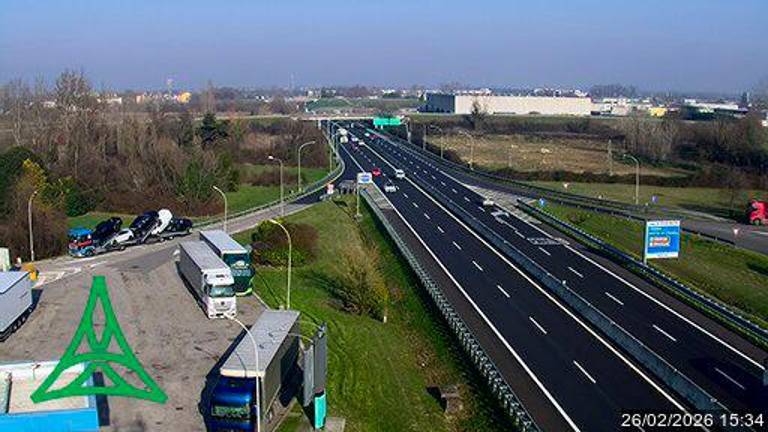 Avtocesta A4 po jutranjih nesrečah spet v celoti prevozna