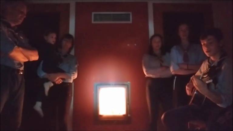 Križev pot se seli na splet