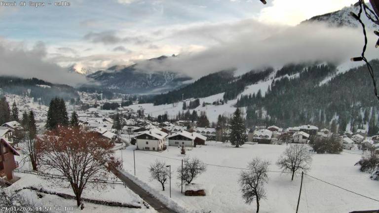 Konec tedna bo povečini sončen, ob morju bo pihala šibka burja