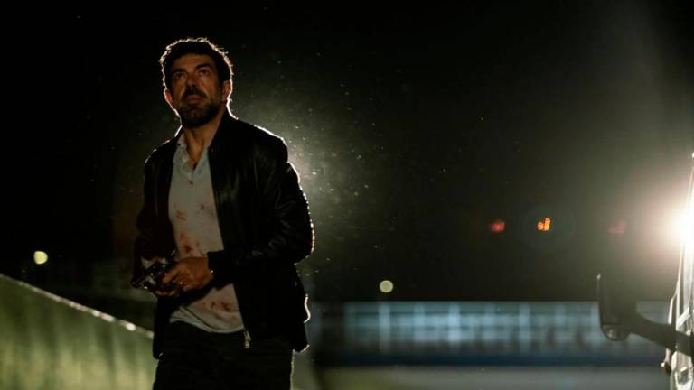 Vse se začne in konča v eni milanski noči