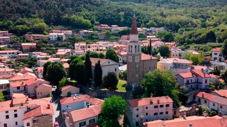 Kandidata Coretti in Šavron predstavila svoje smernice