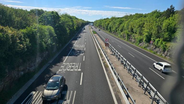 Na avtocestnem priključku davi nastajali zastoji