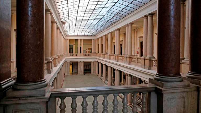 Zavrnjena pritožba suspendirane šolnice