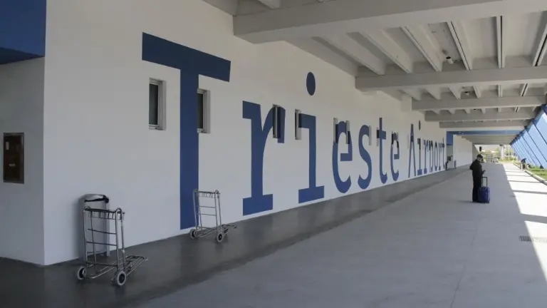 Med tujimi destinacijmi najraje izbirajo Frankfurt