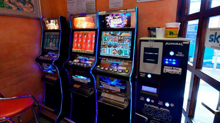 Stavnicam in igralnicam naložili 4,3 milijona evrov kazni