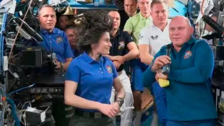 Samantha Cristoforetti uradno na čelu Mednarodne vesoljske postaje