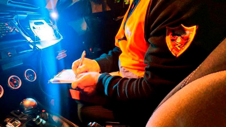 Lažna inštalaterja ogoljufala starejšo žensko