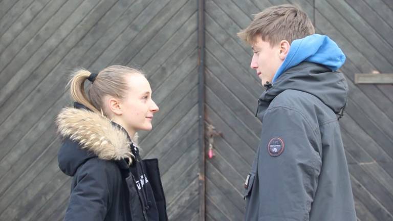 Štandreška Urška izginila v Soči (video)