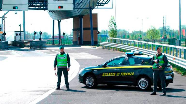 Izdelovali in tržili oblačila z lažno oznako »made in Italy«