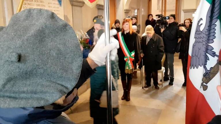 Svečanost trajala tri minute