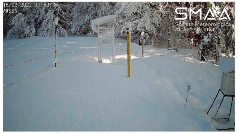 Gore spet bogato obložene s snegom