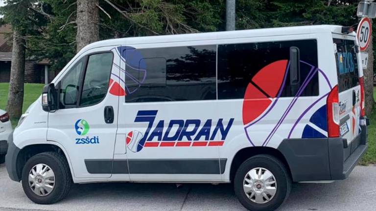 Pri Briščikih ukradli Jadranov kombi