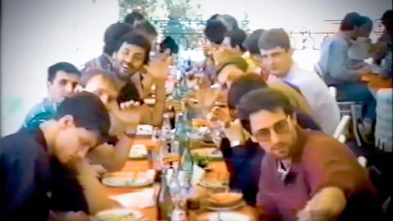 Zmagovali so, država pa se jim je sesuvala