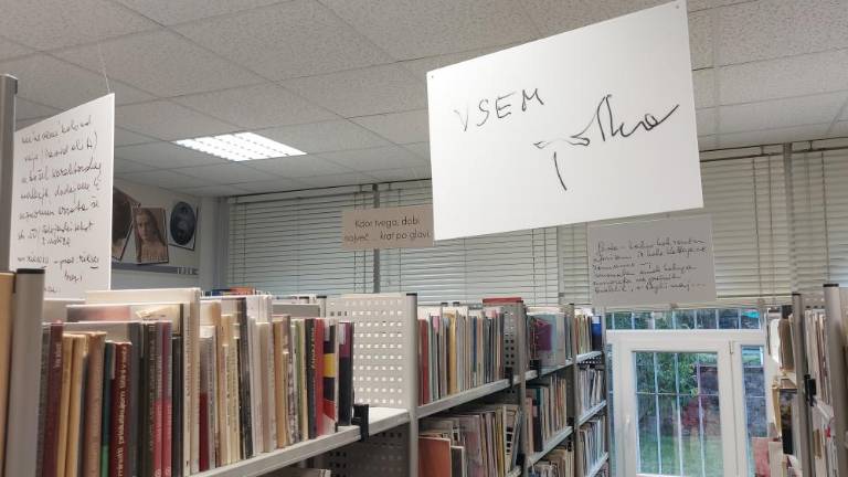 Jolka, bralka št. 1