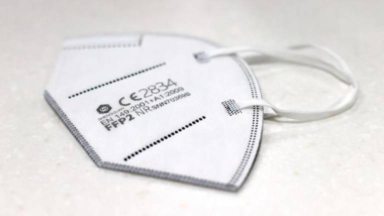 V Avstriji od danes v trgovinah in avtobusih obvezne maske FFP2