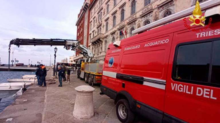 Gasilci posredovali v kanalu pri Ponterošu