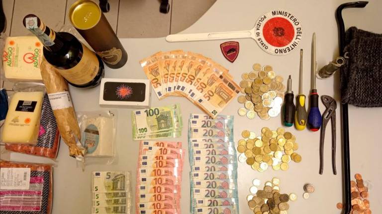 Tatu prijeli kmalu po nočnem obisku dveh trgovin v Kavani