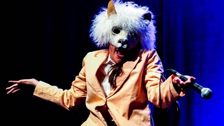 Spoznavanja in povezovanja na živahni tržnici sveta