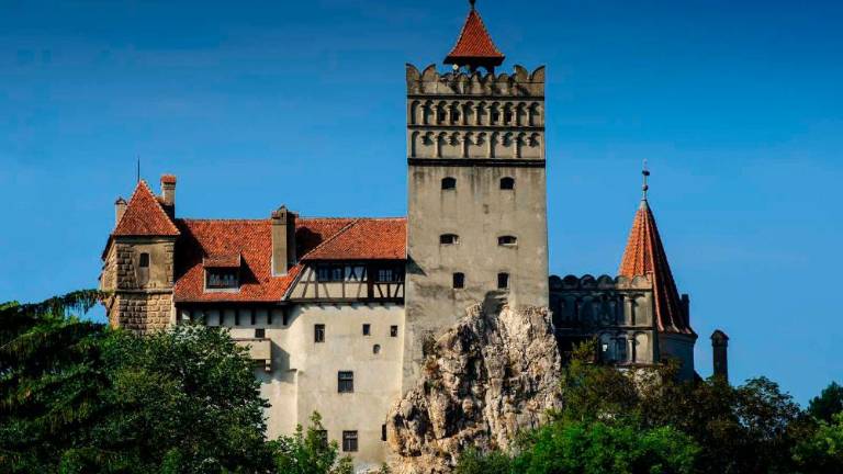 Cepljenje na gradu grofa Drakule