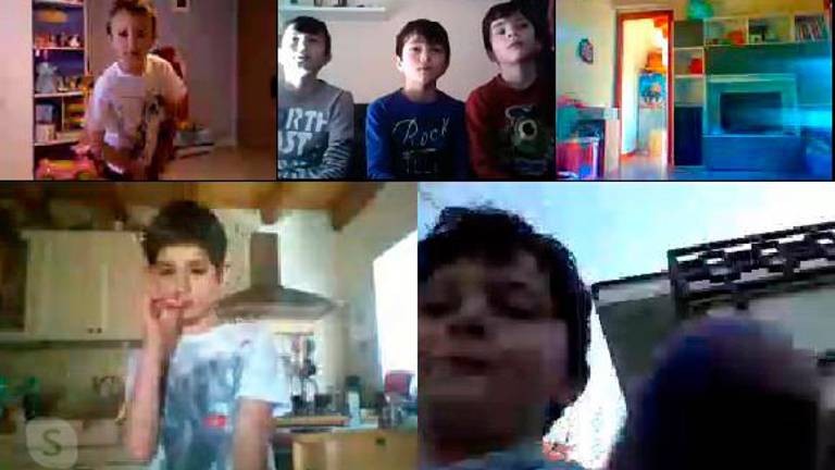 Kung fu kar pred ekranom