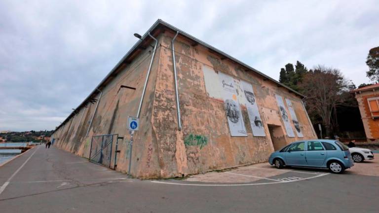 V tragični nesreči v Portorožu umrli dve osebi