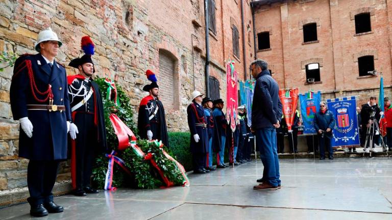 V polni Rižarni počastili osvoboditev