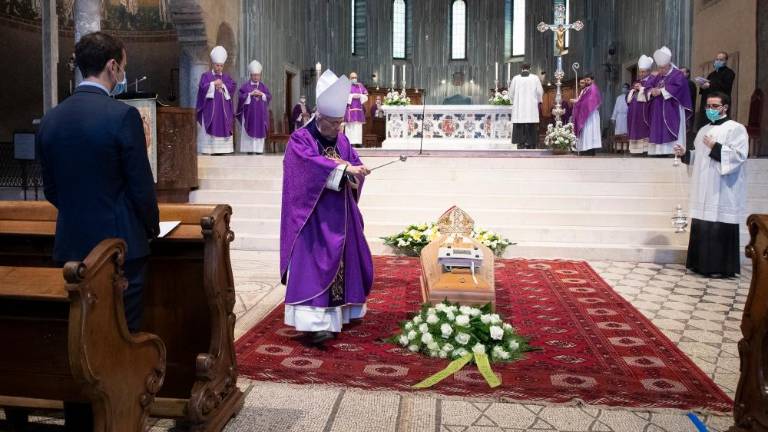 Poslednje slovo od škofa Ravignanija