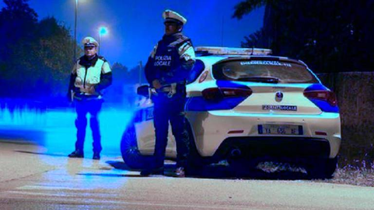 O 18-letniku posumili, ker je napačno parkiral