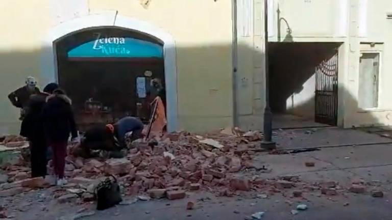 Močan potres v Petrinjah na Hrvaškem