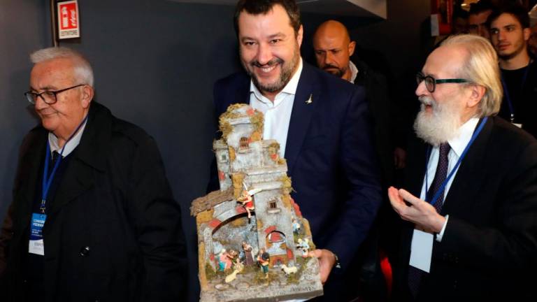 Salvini z jaslicami na prvem mestu