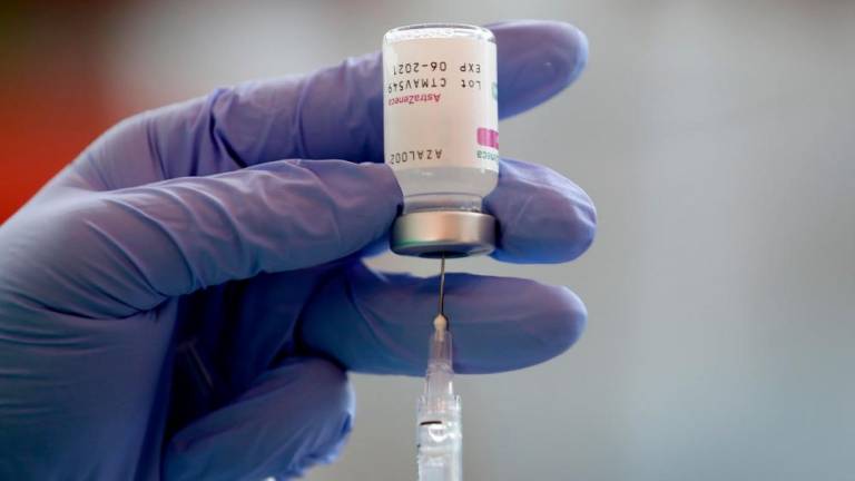 Cepivo AstraZeneca učinkovito proti indijskemu sevu