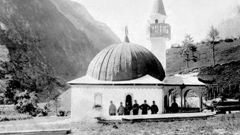 Slovenija na Bienalu z Zvočno sledjo nevidne hiše