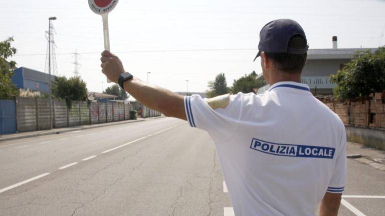 Naložili so 829 glob tovornjakarjem, 474 kolesarjem in 62 voznikom skirojev