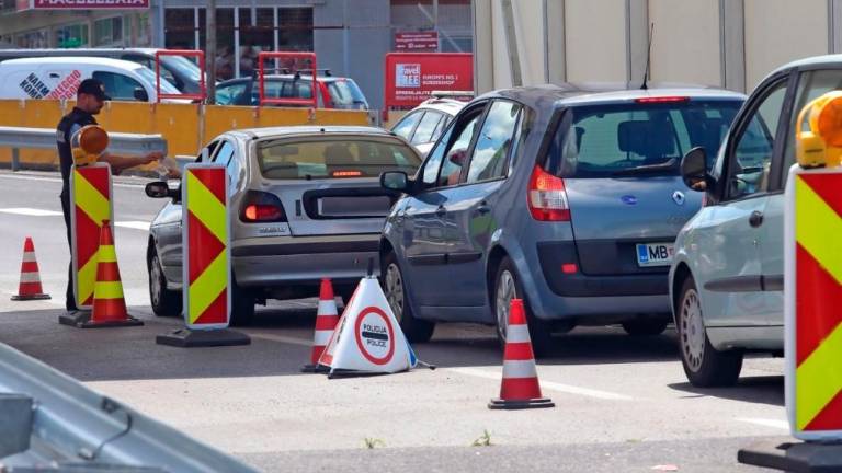 Na mejnih prehodih danes brez večjega čakanja