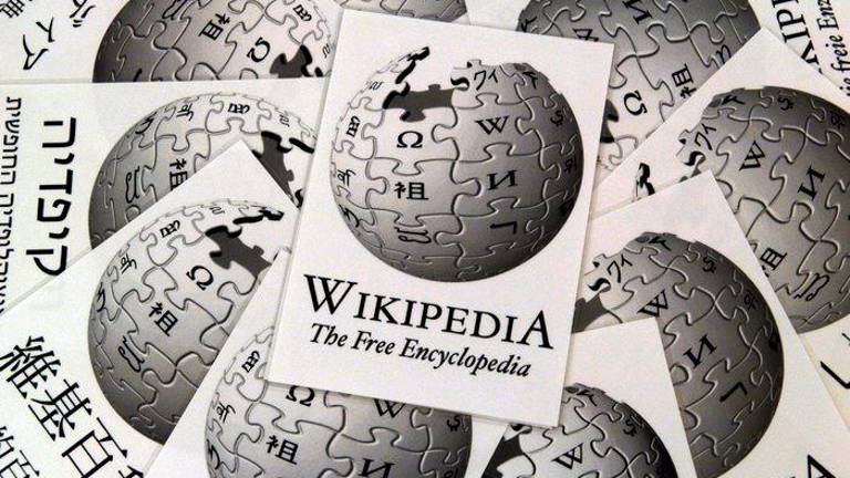 Prosta spletna enciklopedija Wikipedia danes praznuje 25 let
