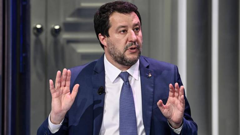 Tožilstvo predlaga sojenje Salviniju zaradi ugrabitve